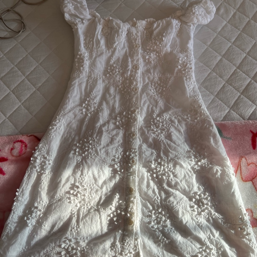 Elegant White Lace Mini Dress